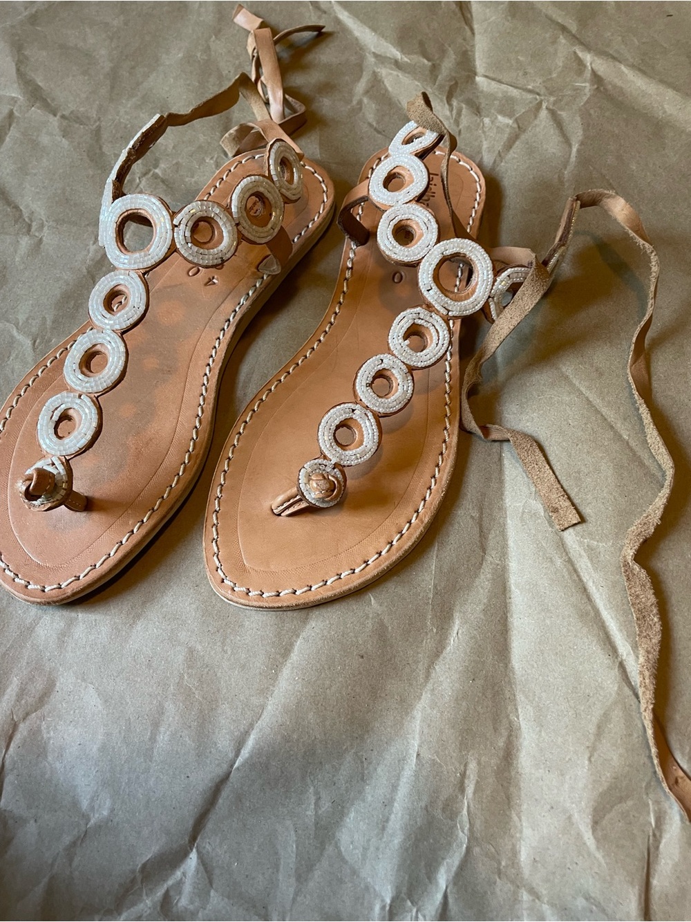 NWT Laidback London Rio Flat Light Brown Leather Snow White Lace-Up Sandals